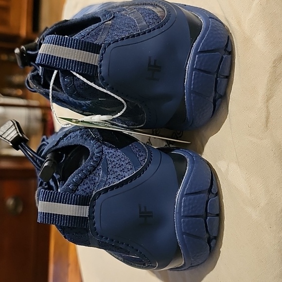 💖 HIKE LORAX FOOTWEAR  Shoes (Navy/Powder Blue). (💲price reduced!) 💖 - Picture 5 of 11